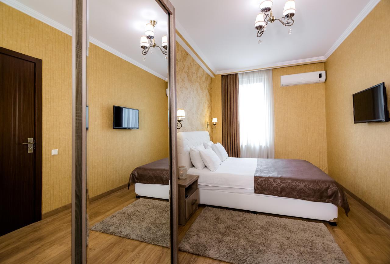 Dat Exx Apartments 트빌리시 외부 사진